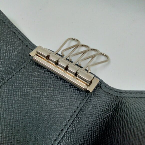 LOUIS VUITTON Taiga 4 Key Holder - Picture 6 of 11